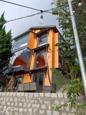 The Fuji Villa - Orange Villa